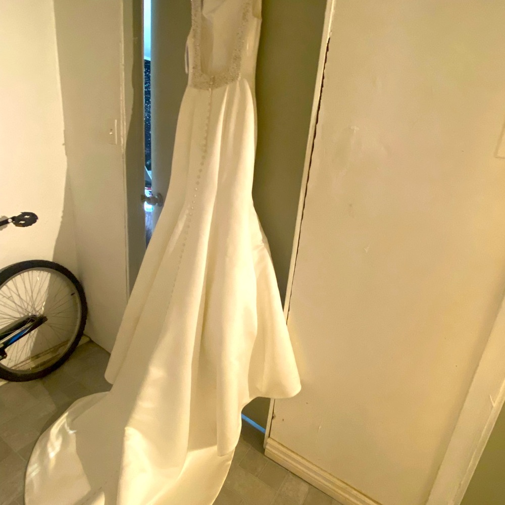 Beautiful Wedding dress